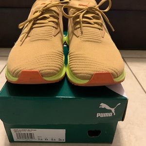 Men’s Puma 8.5 US